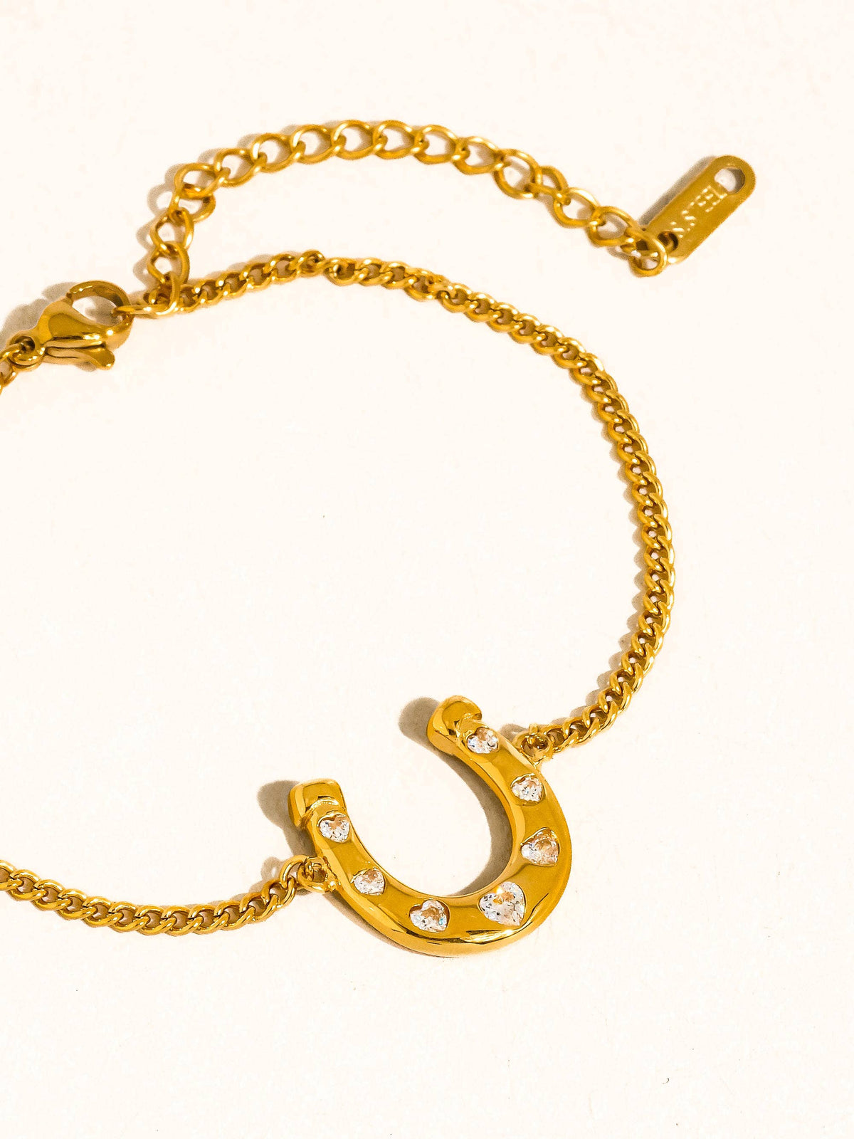 Tundra 18K Gold Non-Tarnish CZ Horseshoe Chain Bracelet